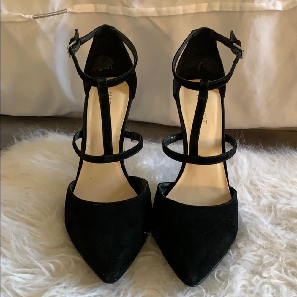 Nine West Black Suede Tornaydoo Heels sz 9.5